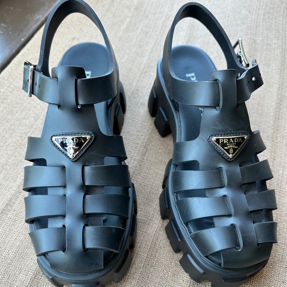 NWT PRADA BLACK MONOLITH SANDALS - Picture 1 of 6